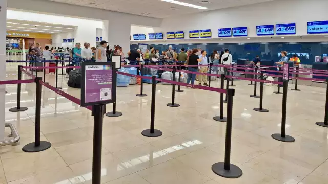Hay al menos un par de vuelos con demoras en el  aeropuerto de Mérida