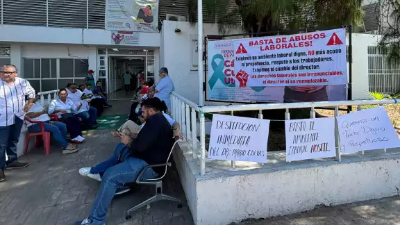 El Sindicato respalda a los empleados que acusan de acoso laboral y hostigamiento al director El Sindicato respalda a los empleados que acusan de acoso laboral y hostigamiento al director