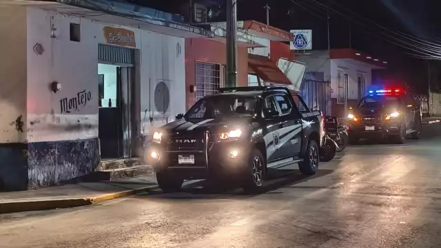 Policía Municipal clausura un bar tras sorprender a una menor de edad ingiriendo bebidas embriagantes