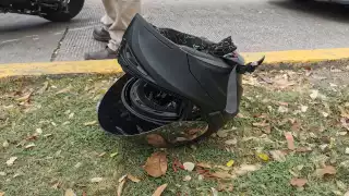 La copiloto al recibir el mayor impacto, resulto lesionada del tobillo izquierdo