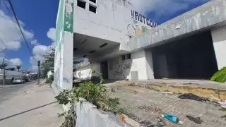 Abandono, suciedad y un refugio ‘improvisado’: en esto se convirtió el antiguo hospital general de Cancún