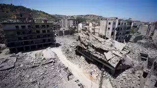 La destrucción en Líbano por los ataques de Israel se ha incrementado.
