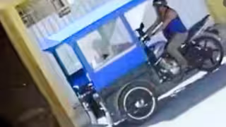 Difunden video de mototaxista acusado de robar pensión a abuelita en Campeche
