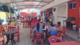 Locatarios de Hecelchakán denuncian tres meses sin agua en mercado José del Carmen Ortegón