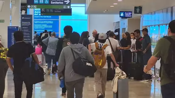 Los vuelos se retrasaron desde los 3 minutos hasta casi una hora
