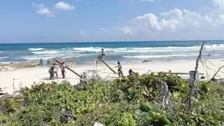 Cada dos días se realiza limpieza de arenales, con el objetivo de que las familias locales acudan a recrearse, sin tener que trasladarse hasta el centro de la ciudad.