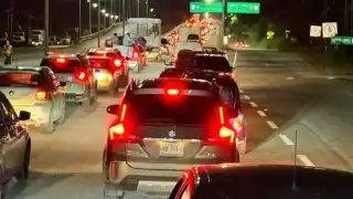 Habitantes en Chetumal muestra su descontento con el bloqueo de la carretera Huay-Pix.