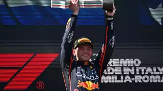 Max Verstappen logró su segunda victoria de la temporada 2025.
