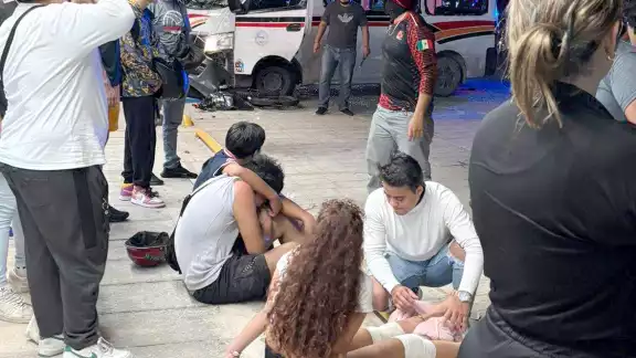 En el incidente resultaron heridos dos menores de edad, identificados con las iniciales F.K.C.C. y su acompañante K.F.D.T.