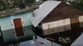 Familia de Bacalar pide ayuda; inundación se 'traga' su casa