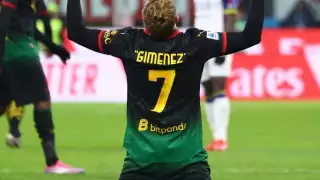 Santi tiene ganada a la afición en menos de un mes de su llegada