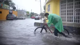 Tormenta Tropical Chris se formaría en el Caribe, mientras que Beryl amenaza en el Atlántico