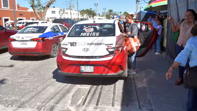 El IET recibió 26 quejas contra conductores por aprovecharse de los usuarios durante diciembre