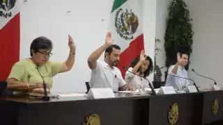   Diputados de Yucatán de seis comisiones borran iniciativas  almacenadas en la ‘congeladora’  