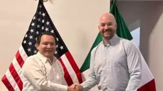 Joaquín Díaz Mena se reúne con el Cónsul General de Estados Unidos en Mérida