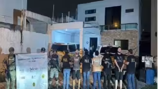 Elementos de diferentes corporaciones presentaron a los detenidos.