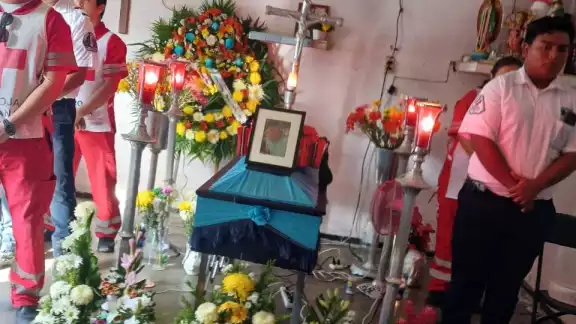El uniformado Ángel Caamal Noh fue enterrado en su natal Motul luego de varios días internado El uniformado Ángel Caamal Noh fue enterrado en su natal Motul luego de varios días internado