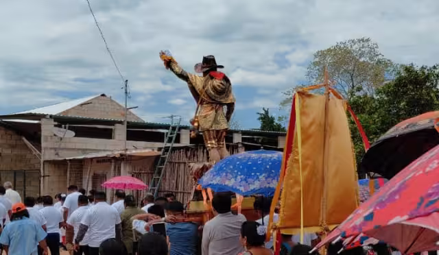 Cientos de fieles participan en histórica procesión de San Isidro Labrador en Hopelchén