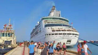 El puerto recibió a miles de viajeros que han dejado una derrama económica de millones de pesos
