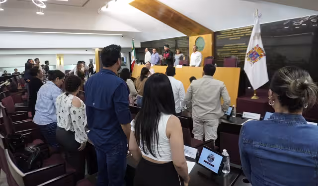 Obras carreteras siguen sin recursos por trabas administrativas