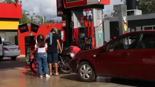 Se pagarían 6.45 pesos más por litro en la Magna