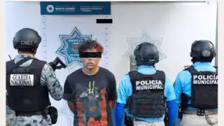 El detenido fue identificado como Efrén Ariel “N”, quien fue puesto a disposición de la fiscalía