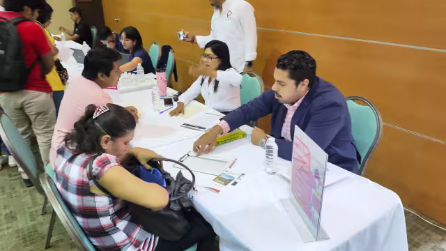 Tener título no garantiza trabajo