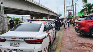 Acusan alianza del Sindicato de taxistas “Andrés Quintana Roo" con Imoveqroo