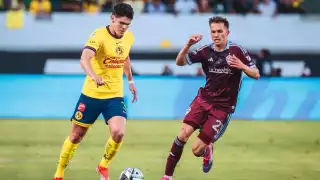 América en la acción en patio ajeno