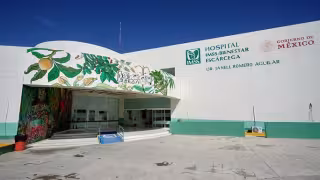 Familiares de Perla Guadalupe Chan Méndez denunciaron presunta negligencia en el Hospital General de Escárcega.