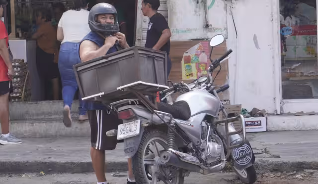 Motomandaditos denuncian acoso en retenes policiacos de ARTEC