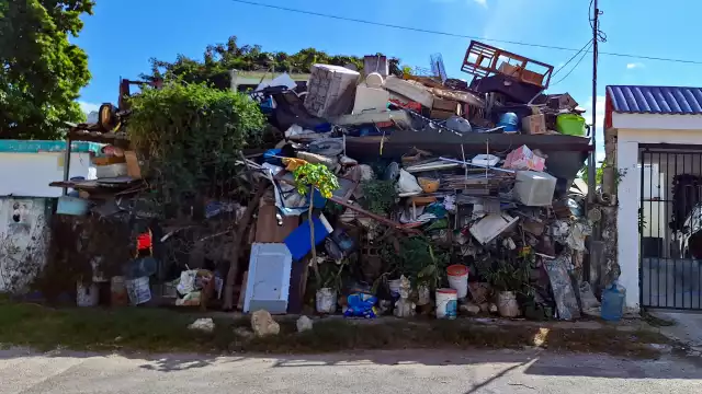 El vecino de Pacabtún lleva años acumulando basura