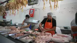 El descenso en el número de plaza formales podría estar relacionado con la alta dependencia del sector turístico y a los vaivenes de la economía global.