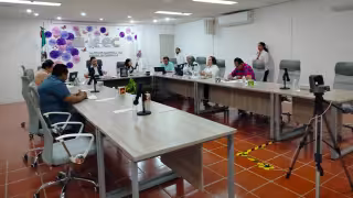Consejeros cuestionan legalidad en sesión extraordinaria del Instituto Electoral de Campeche