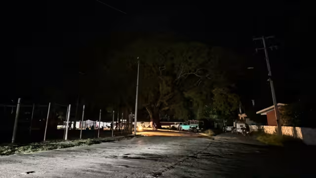 Un apagón de más de cuatro horas afectó a ocho colonias de Hopelchén