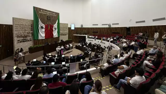 El Tribunal de Justicia Administrativa revisa presuntas irregularidades de exfuncionarios públicos