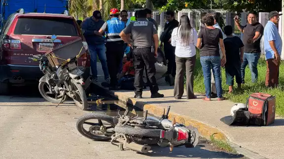 Mandadito accidentado frente a la casa de justicia. Mandadito accidentado frente a la casa de justicia.