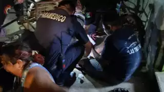 Tres individuos atacaron con arma blanca a un matrimonio que se resistió al robo de su triciclo