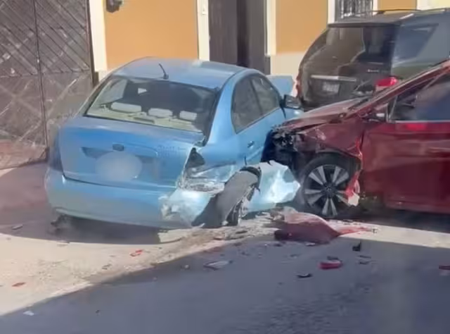 El impacto provocó cuantiosos daños