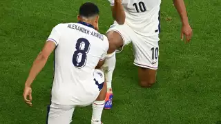 Inglaterra busca el liderato del Grupo C, por lo que este domingo busca imponerse contra Serbia