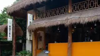 Hoteleros de Bacalar registran pérdidas por apagones.
