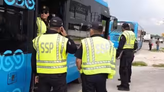Pelea verbal en un Va y Ven termina con intervención policiaca en Mérida