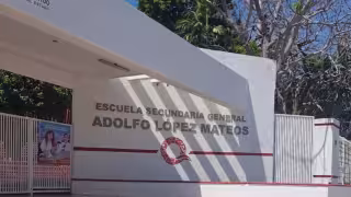 Autoridades realizaron un operativo en la secundaria de Chetumal