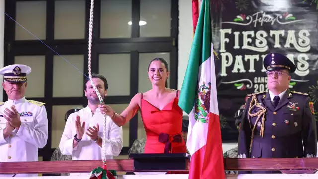 La alcaldesa Ana Patricia Peralta gritó "Que viva la primera presidenta de México".