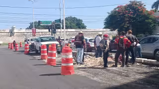 El socavón generó caos vehicular