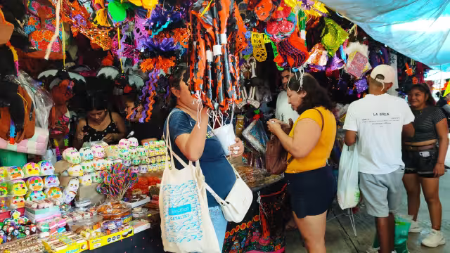 Comerciantes revelaron que las ventas continúan, pero ahora las familias compran menos