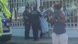 Paciente intenta escapar del Hospital de Especialidades y es retenido por policías
