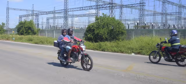 Vecinos de Kanasín han sufrido por los apagones en la ola de calor