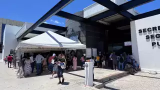 Se espera que miles de usuarios realicen el trámite obligatorio.