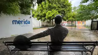   Familia de la CDMX visita el parque Pedro Infante de Mérida en el marco de su natalicio   